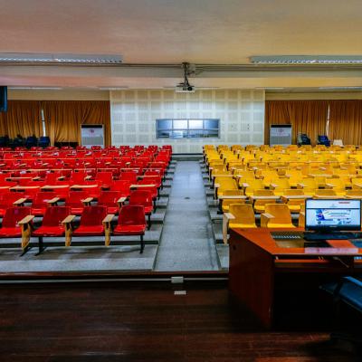 ห้องเรียน 14-205